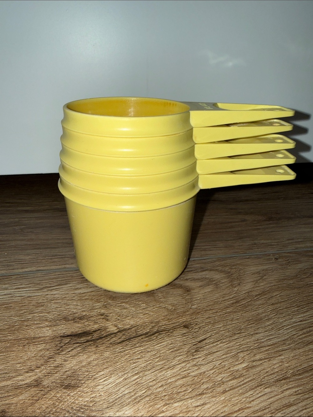 Vintage Tupperware Yellow Plastic Measuring Cups - Stackable Set